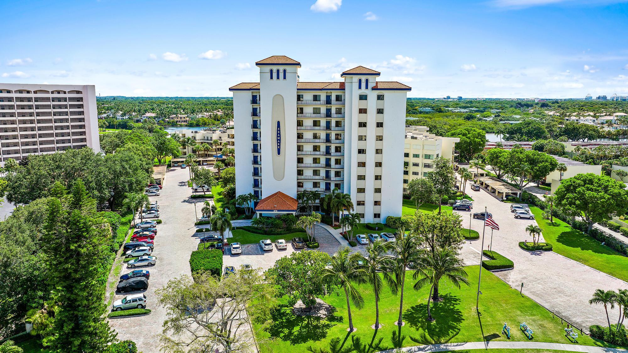 370 Golfview Road, Unit 502 North Palm Beach, FL 33408 - Photo 20 of 33 Aerial View