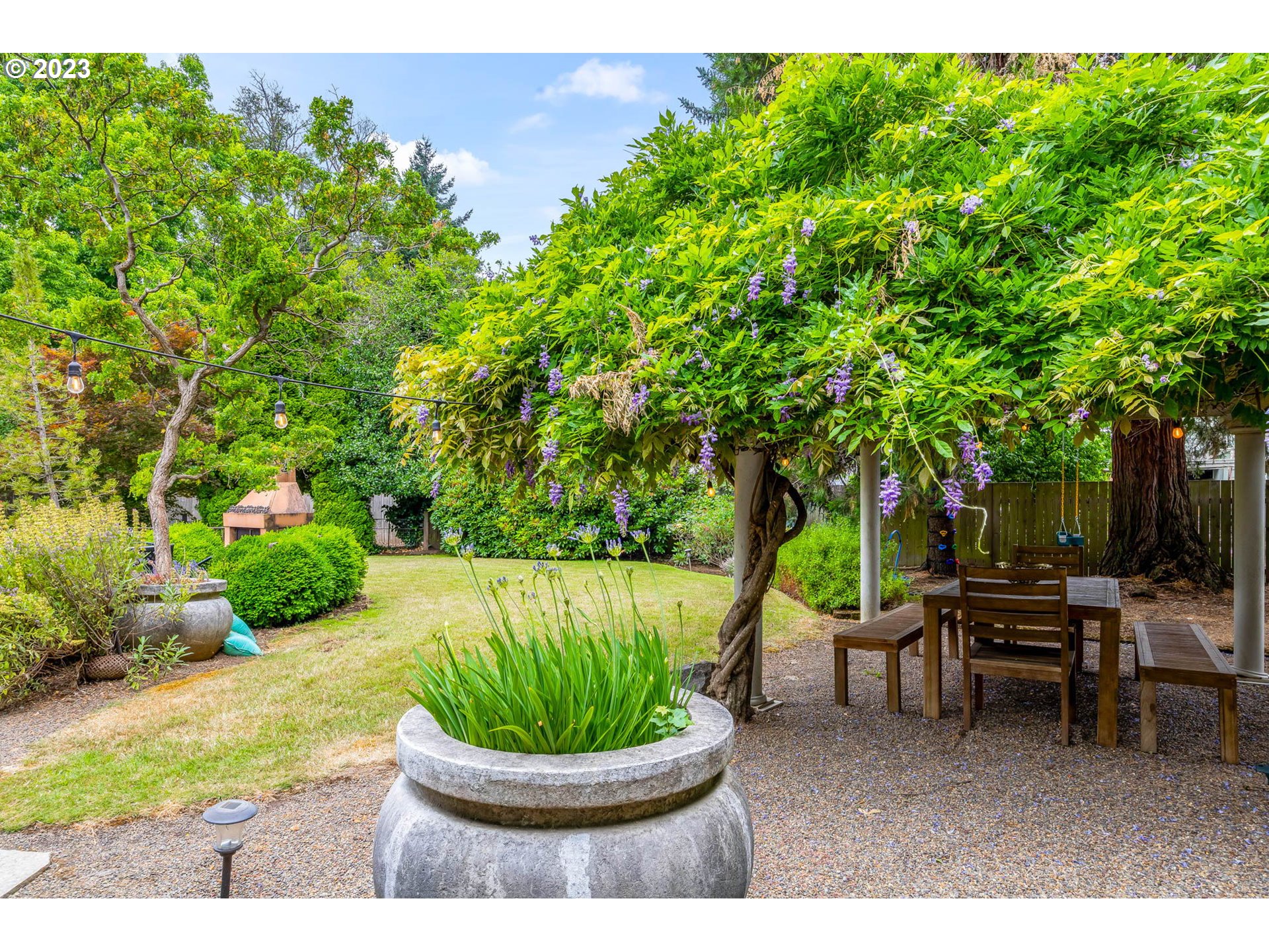 3555 Bardell Avenue Eugene, OR 97401 - Photo 29 of 31 a patio with table and chairs