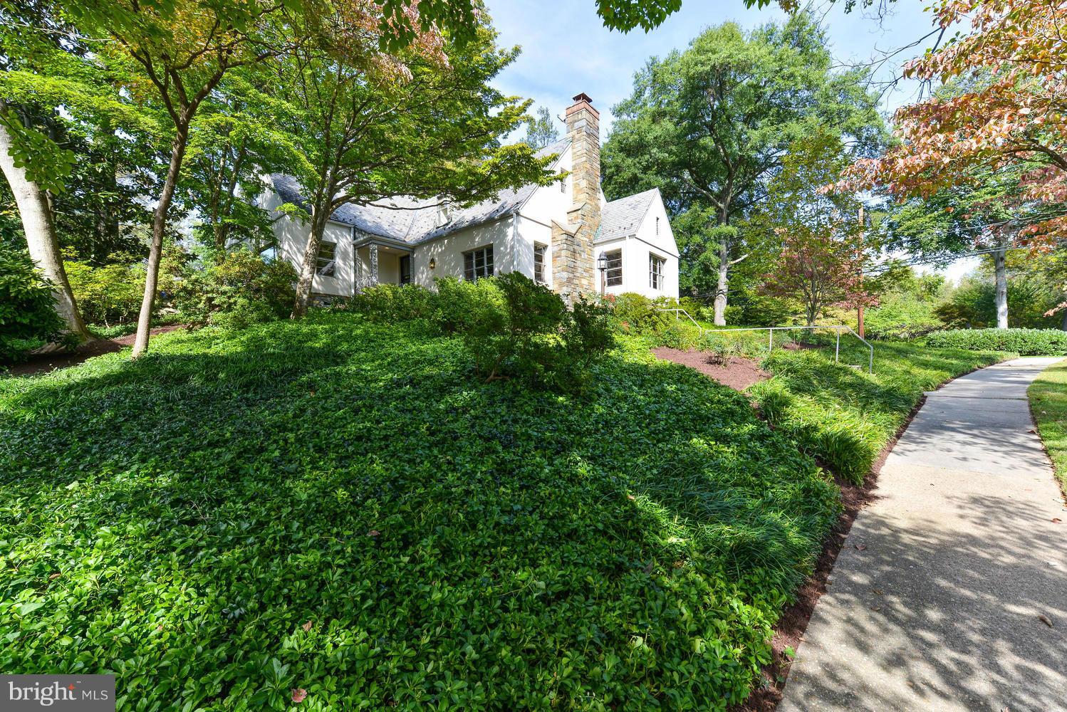 5001 Glenbrook Road Northwest Washington, DC 20016 - Photo 2 of 22 Expansive Yard on 10,200 SF Lot