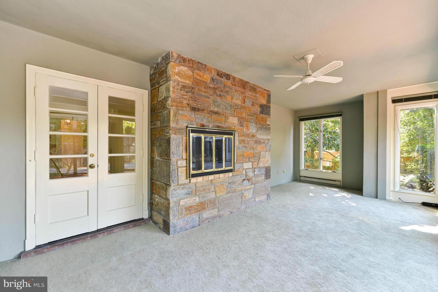 5001 Glenbrook Road Northwest Washington, DC 20016 - Photo 10 of 22 Attached Sunroom