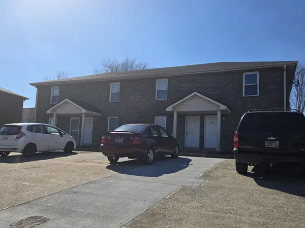 $1,050 | 377 Peabody Drive, Unit 4, Clarksville, TN 37042