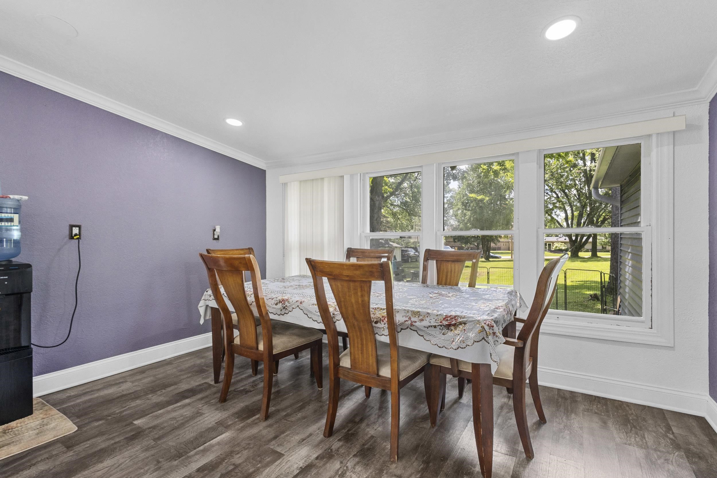 611 West Fulton Street Waupaca, WI 54981 - Photo 12 of 33