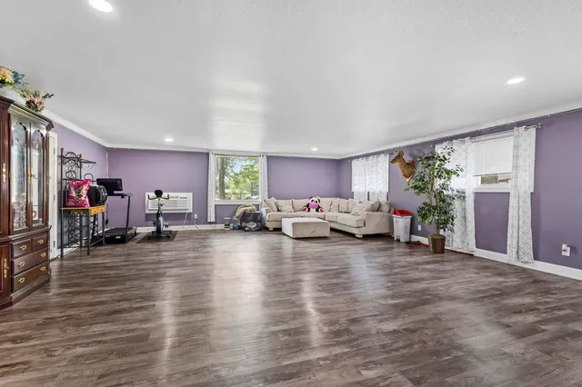 $295,000 | 611 West Fulton Street, Waupaca, WI 54981