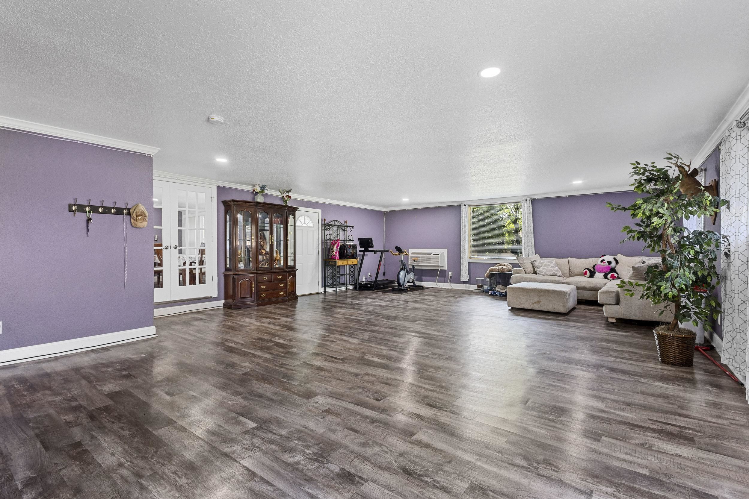 611 West Fulton Street Waupaca, WI 54981 - Photo 16 of 33