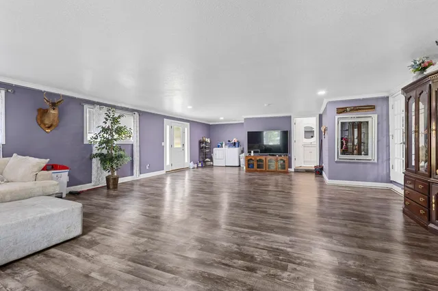 $295,000 | 611 West Fulton Street, Waupaca, WI 54981