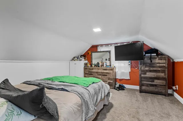 $295,000 | 611 West Fulton Street, Waupaca, WI 54981