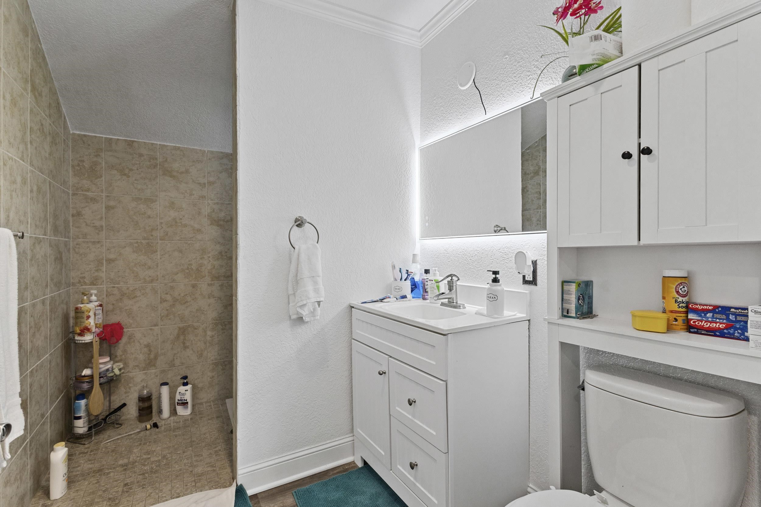 611 West Fulton Street Waupaca, WI 54981 - Photo 9 of 33