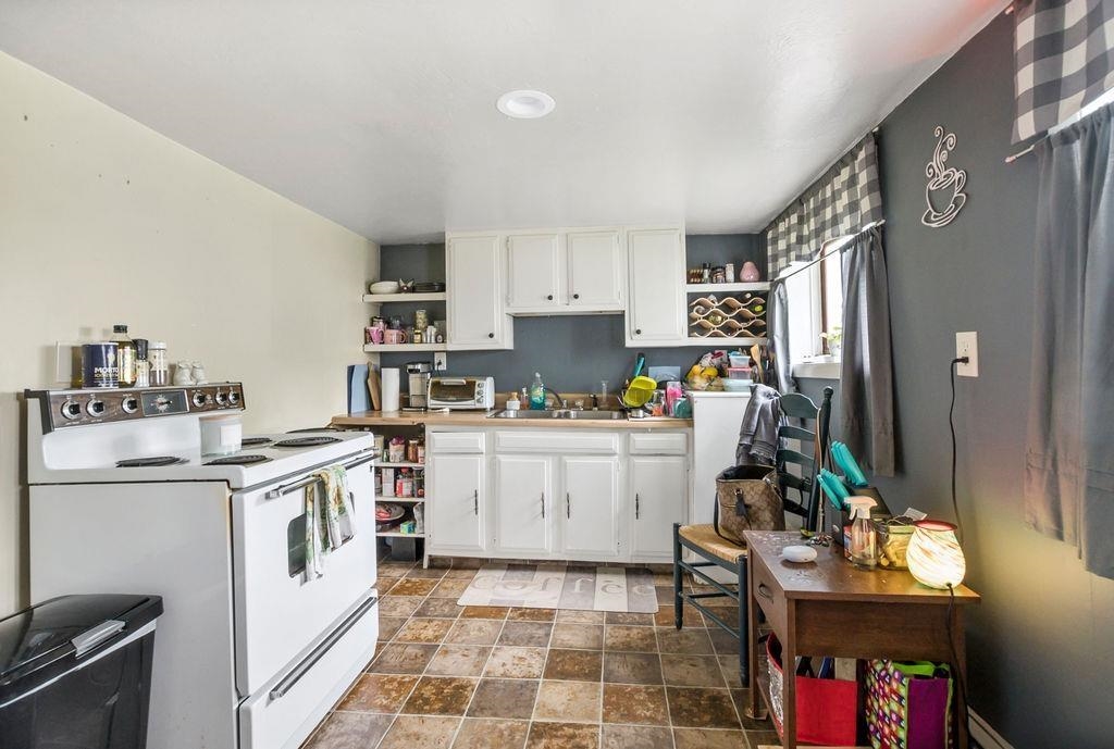 17 Bridge Street Pittsfield, NH 03263 - Photo 3 of 39