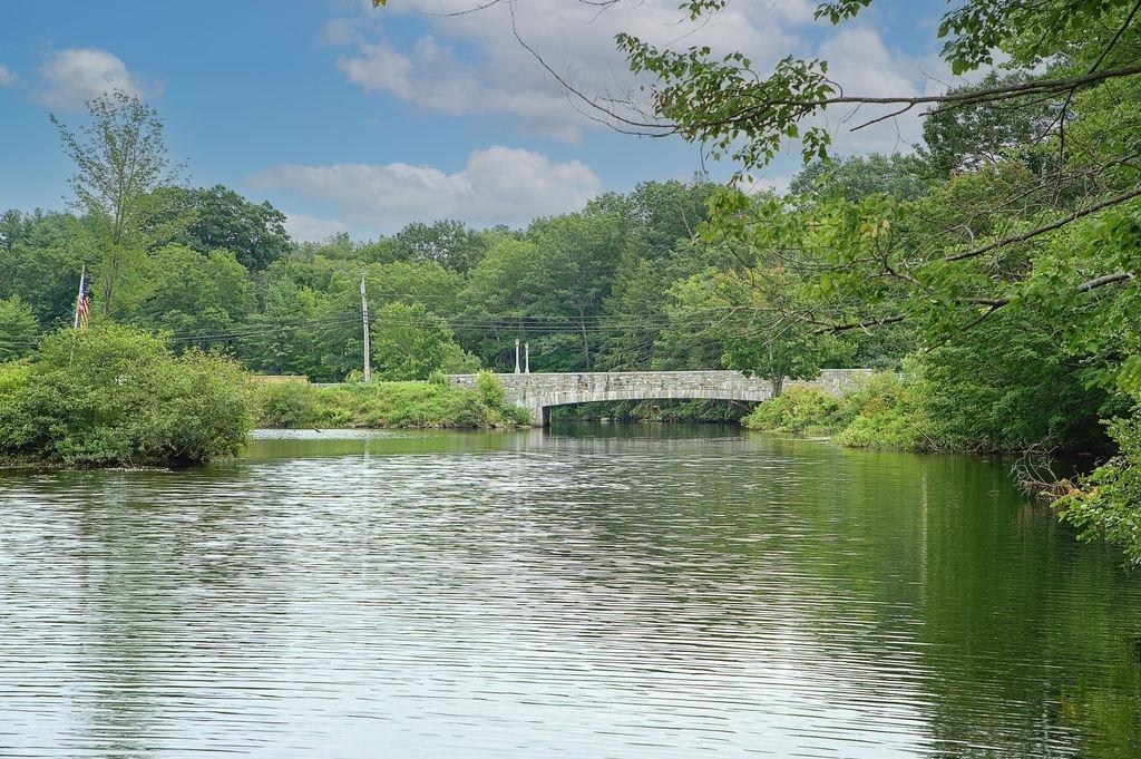 17 Bridge Street Pittsfield, NH 03263 - Photo 33 of 39