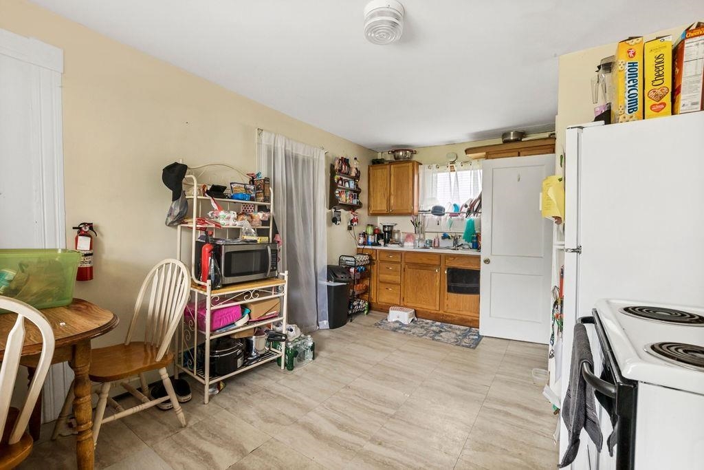 17 Bridge Street Pittsfield, NH 03263 - Photo 5 of 39