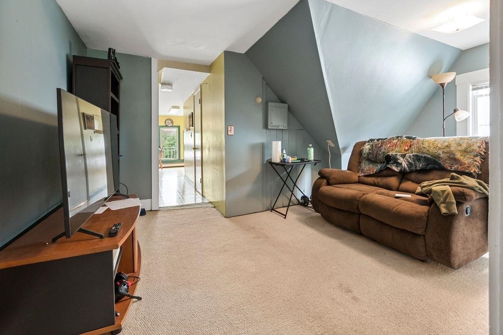 17 Bridge Street Pittsfield, NH 03263 - Photo 10 of 39