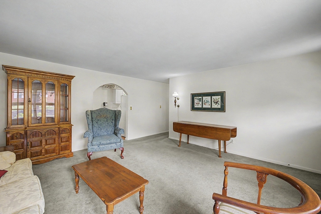 54 Portland Street Holyoke, MA 01040 - Photo 5 of 23
