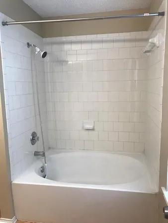 $1,995 | 220 Pinecrest Drive, Seagoville, TX 75159