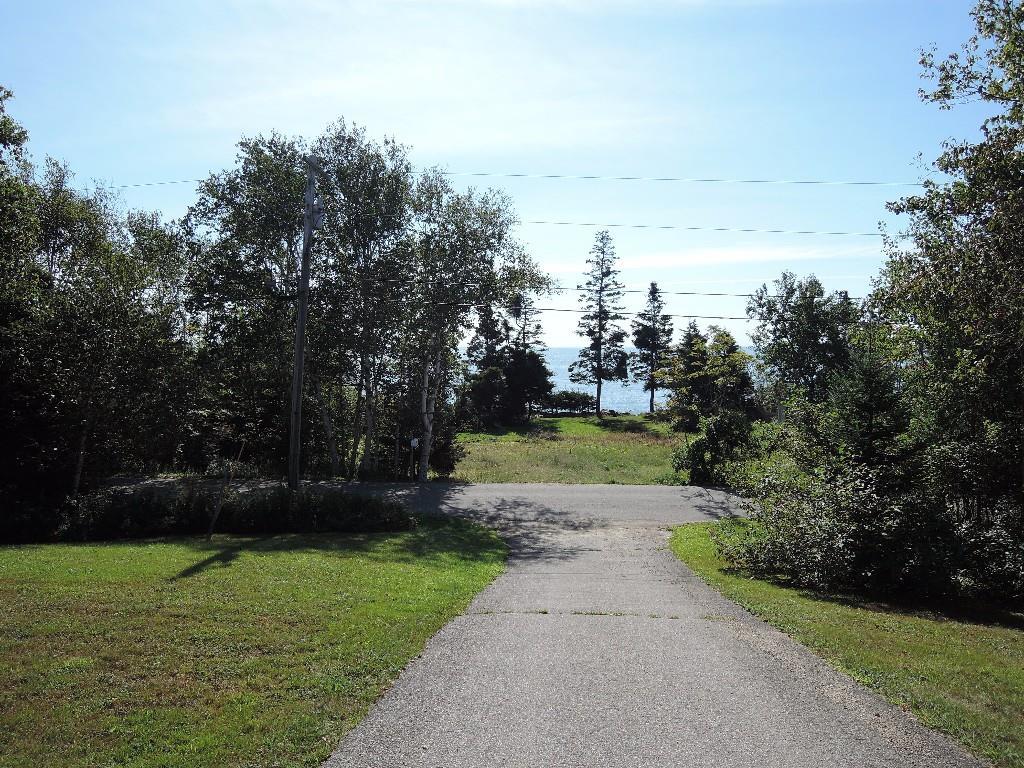 122 Pemaquid Loop Road New Harbor, ME 04554 - Photo 3 of 19 Photo