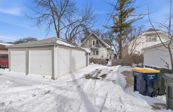 $259,900 | 2217 South 67th Place, Unit 2219, West Allis, WI 53219