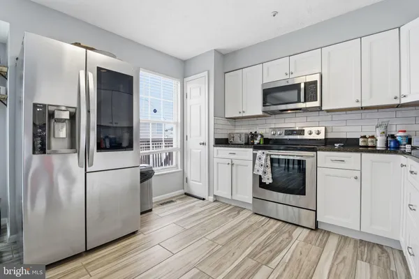 $2,250 | 9 Ketch Cay Court, Middle River, MD 21220