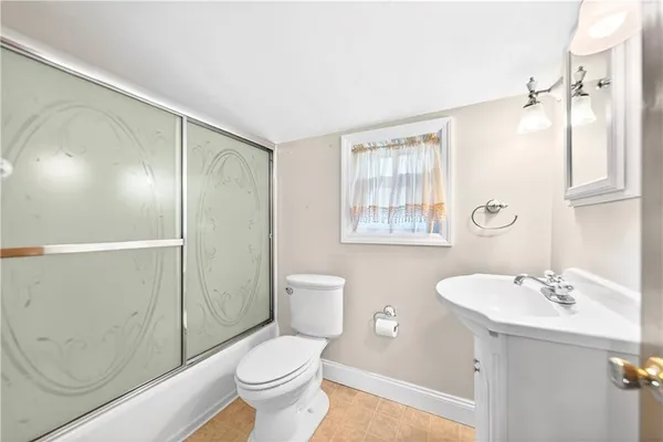 $239,000 | 1543 Roosevelt Avenue, South Park, PA 15129