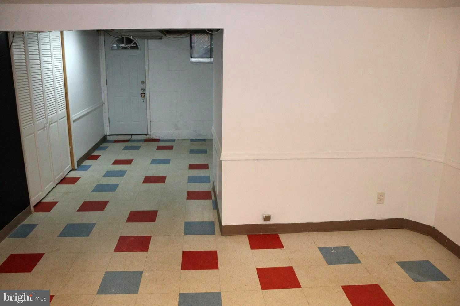 6307 Leith Walk Baltimore, MD 21239 - Photo 14 of 15