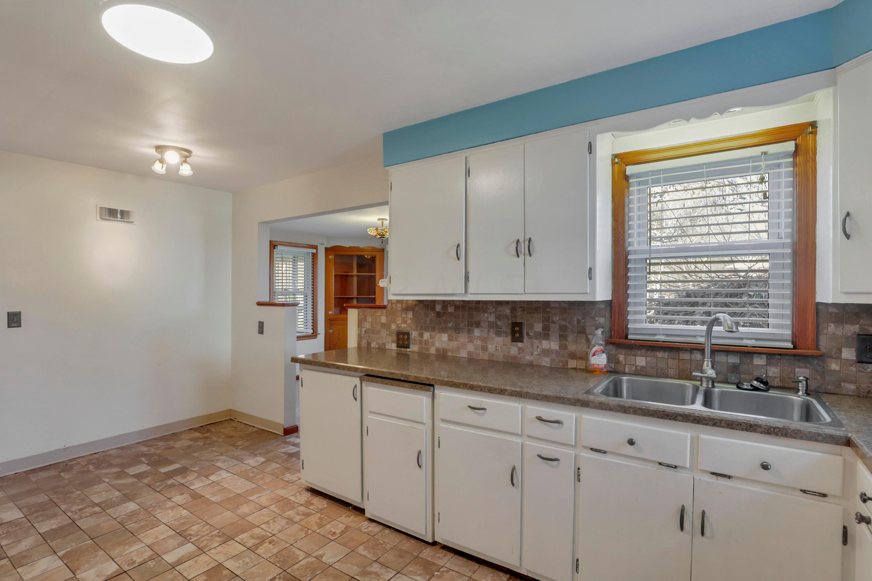 868 Pleasantville Road Lancaster, OH 43130 - Photo 30 of 63 0N4A0714