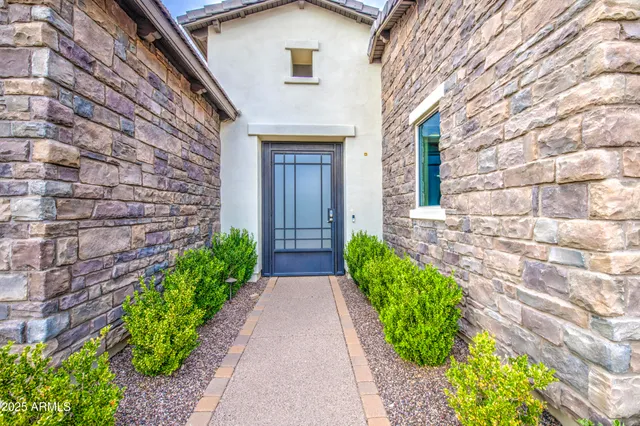 $2,194,000 | 5430 East Palo Brea Lane, Cave Creek, AZ 85331