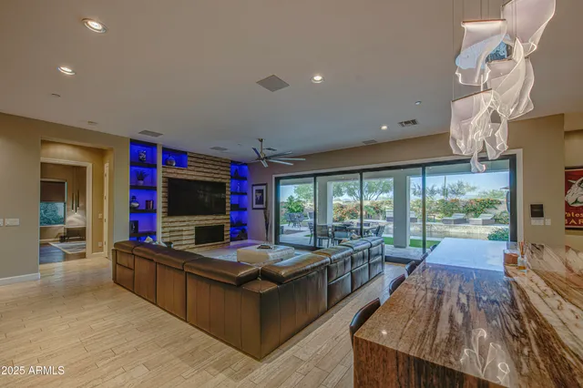 $2,194,000 | 5430 East Palo Brea Lane, Cave Creek, AZ 85331