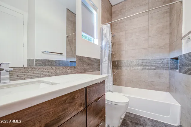 $2,194,000 | 5430 East Palo Brea Lane, Cave Creek, AZ 85331