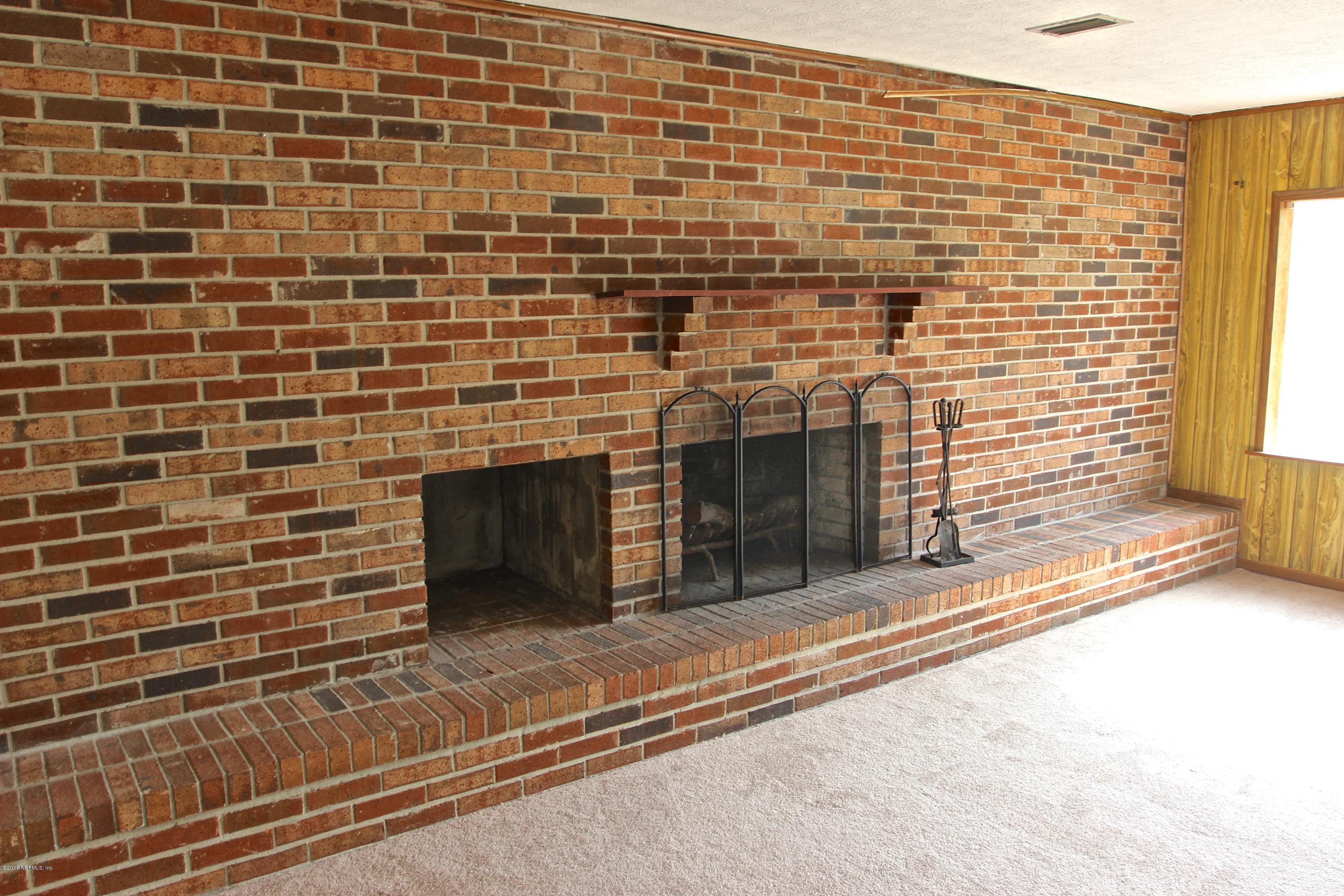 231 Collen Road North Jacksonville, FL 32218 - Photo 7 of 14 IMG_0062