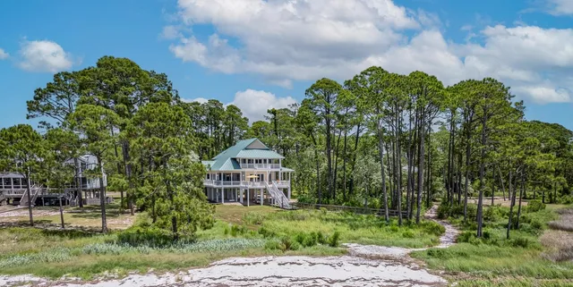 $1,895,000 | 4522 St Teresa Landing Road, Sopchoppy, FL 32358