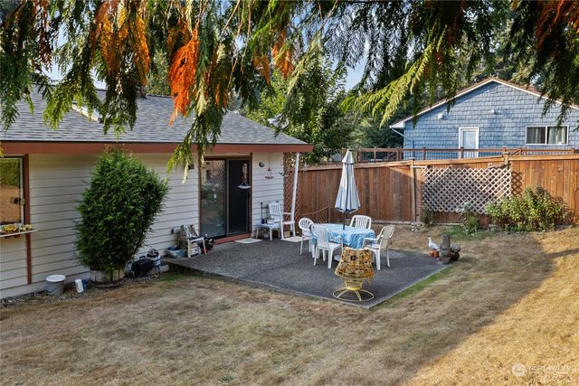 $765,000 | 8818 118th Avenue Southeast, Newcastle, WA 98056