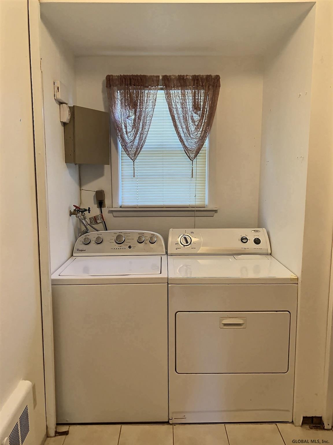 188 Consaul Road Colonie, NY 12205 - Photo 10 of 19 Photo 10