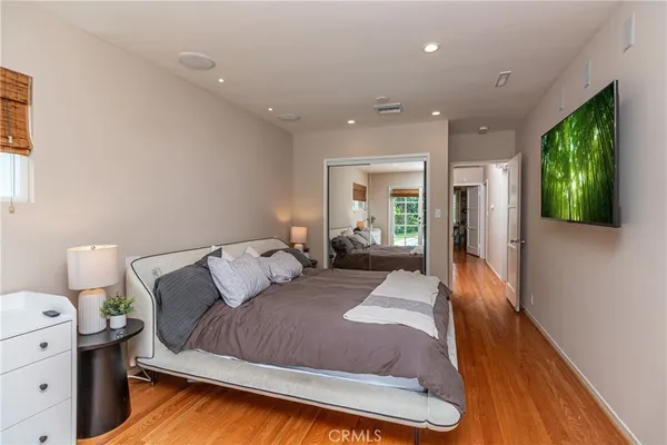 $1,499,000 | 409 South Lamer Street, Burbank, CA 91506