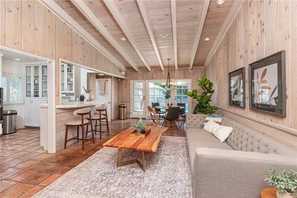 $1,499,000 | 409 South Lamer Street, Burbank, CA 91506