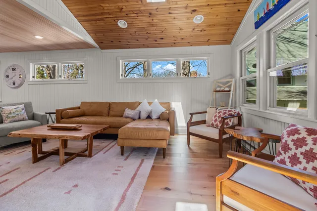 $1,390,000 | N1821 Oakland Road, Linn, WI 53147