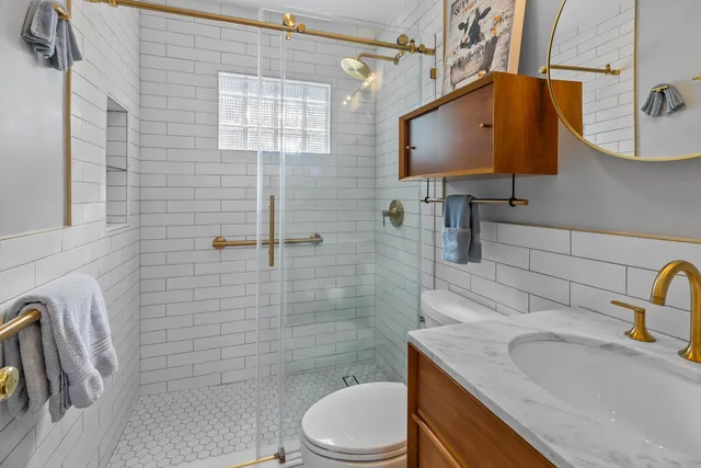 $1,390,000 | N1821 Oakland Road, Linn, WI 53147