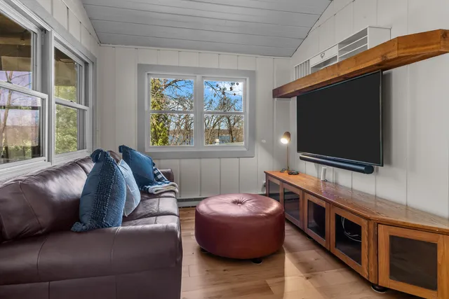 $1,390,000 | N1821 Oakland Road, Linn, WI 53147