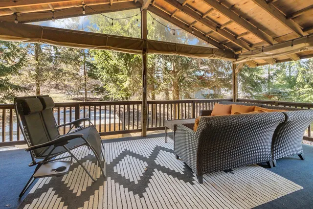 $1,390,000 | N1821 Oakland Road, Linn, WI 53147