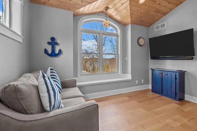 $1,390,000 | N1821 Oakland Road, Linn, WI 53147