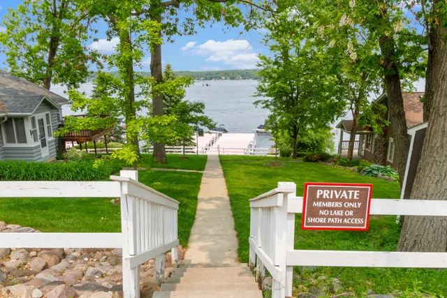 $1,390,000 | N1821 Oakland Road, Linn, WI 53147