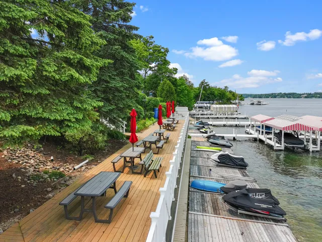 $1,390,000 | N1821 Oakland Road, Linn, WI 53147