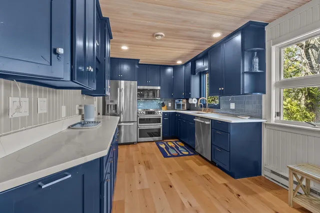 $1,390,000 | N1821 Oakland Road, Linn, WI 53147