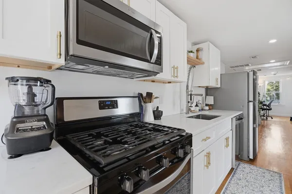 $389,999 | 13 Roy Street, Unit 3, Swampscott, MA 01907