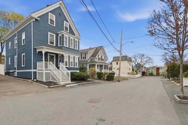$389,999 | 13 Roy Street, Unit 3, Swampscott, MA 01907