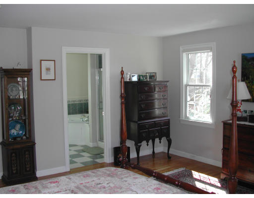 302 Webster Street Needham, MA 02494 - Photo 14 of 19 Gallery Image 14