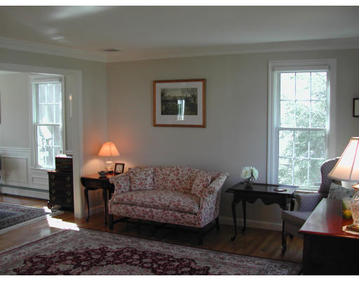 302 Webster Street Needham, MA 02494 - Photo 2 of 19 Gallery Image 2