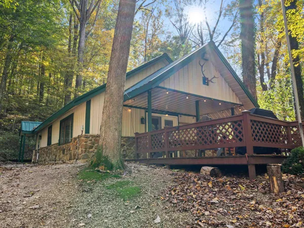 $525,000 | 11040 East Purdue Farm Road, Dubois, IN 47527