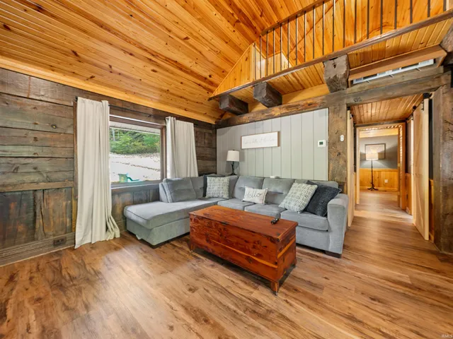 $549,900 | 11040 East Purdue Farm Road, Dubois, IN 47527