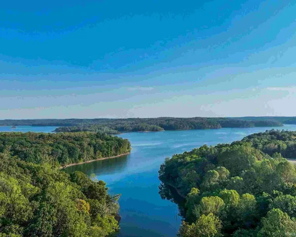 $549,900 | 11040 East Purdue Farm Road, Dubois, IN 47527