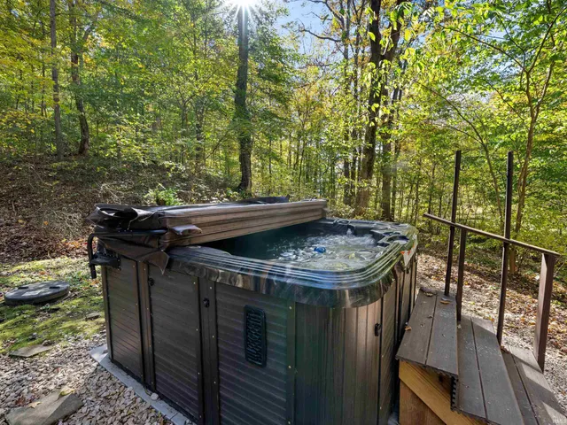 $549,900 | 11040 East Purdue Farm Road, Dubois, IN 47527