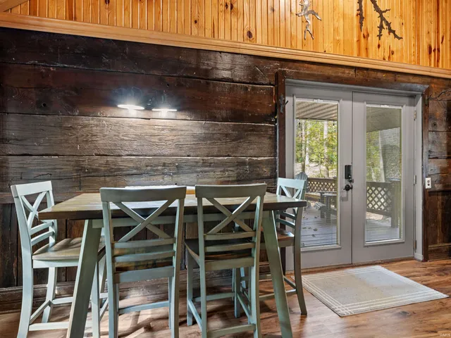 $549,900 | 11040 East Purdue Farm Road, Dubois, IN 47527