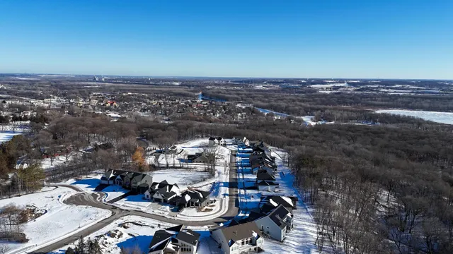 $1,298,515 | 734 Ensconced Way, Chaska, MN 55318